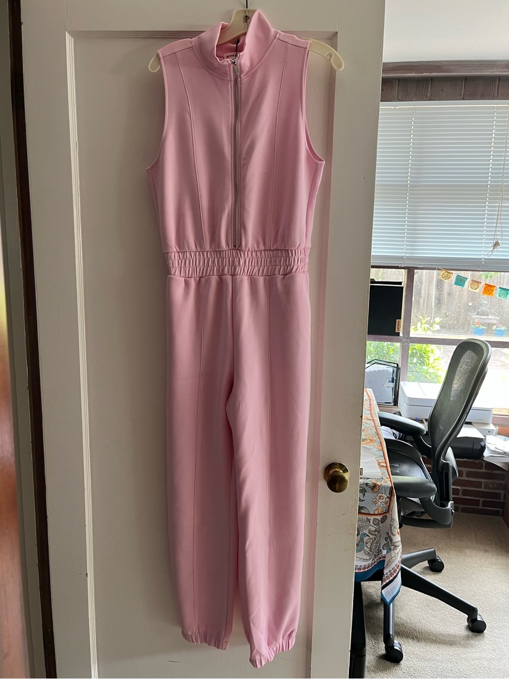 Active USA Sleeveless Pink Jumpsuit with Zip Front M